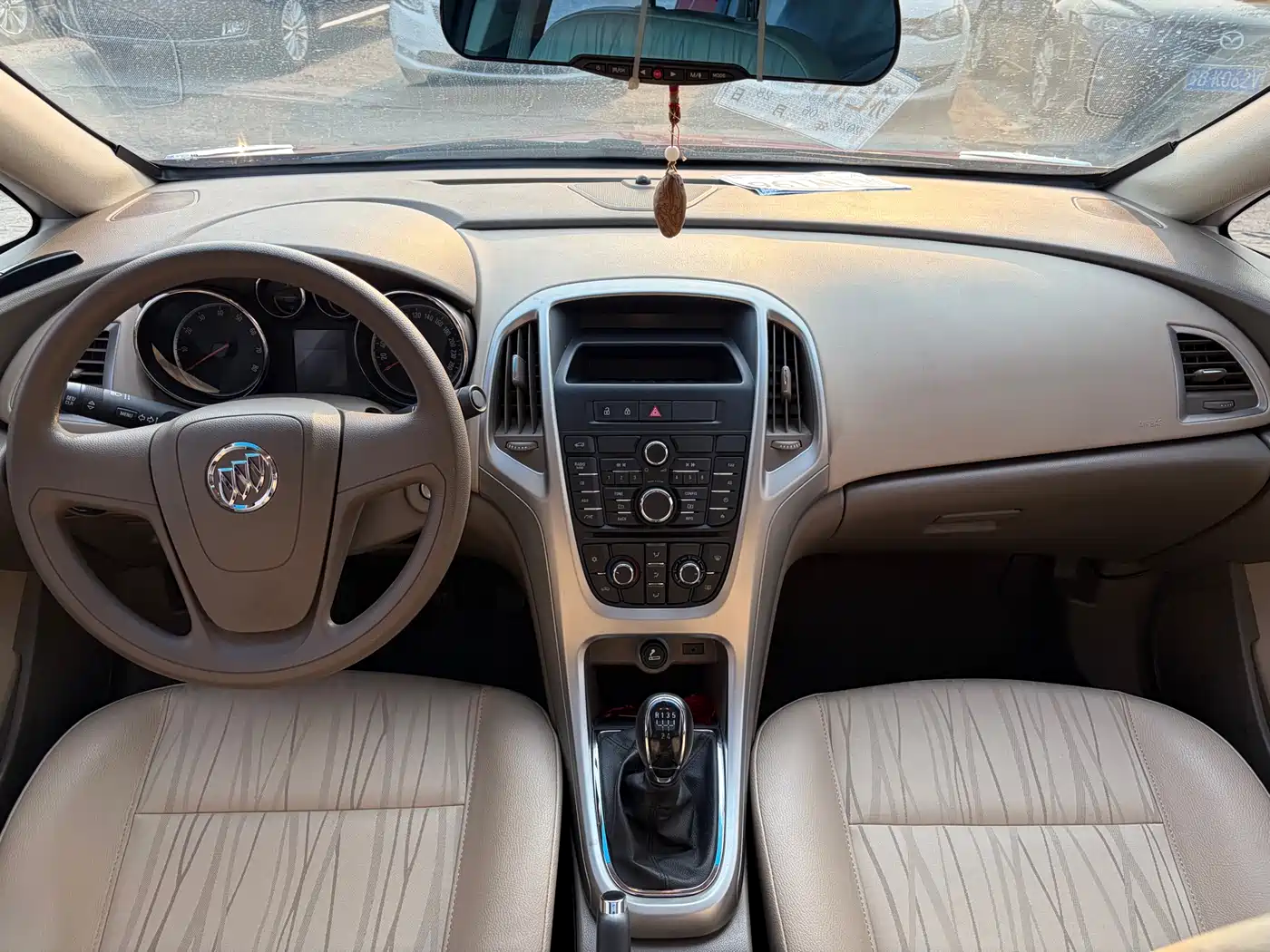 Buick Excelle 2013 Model GT 1.6L Manual Comfort фото 10