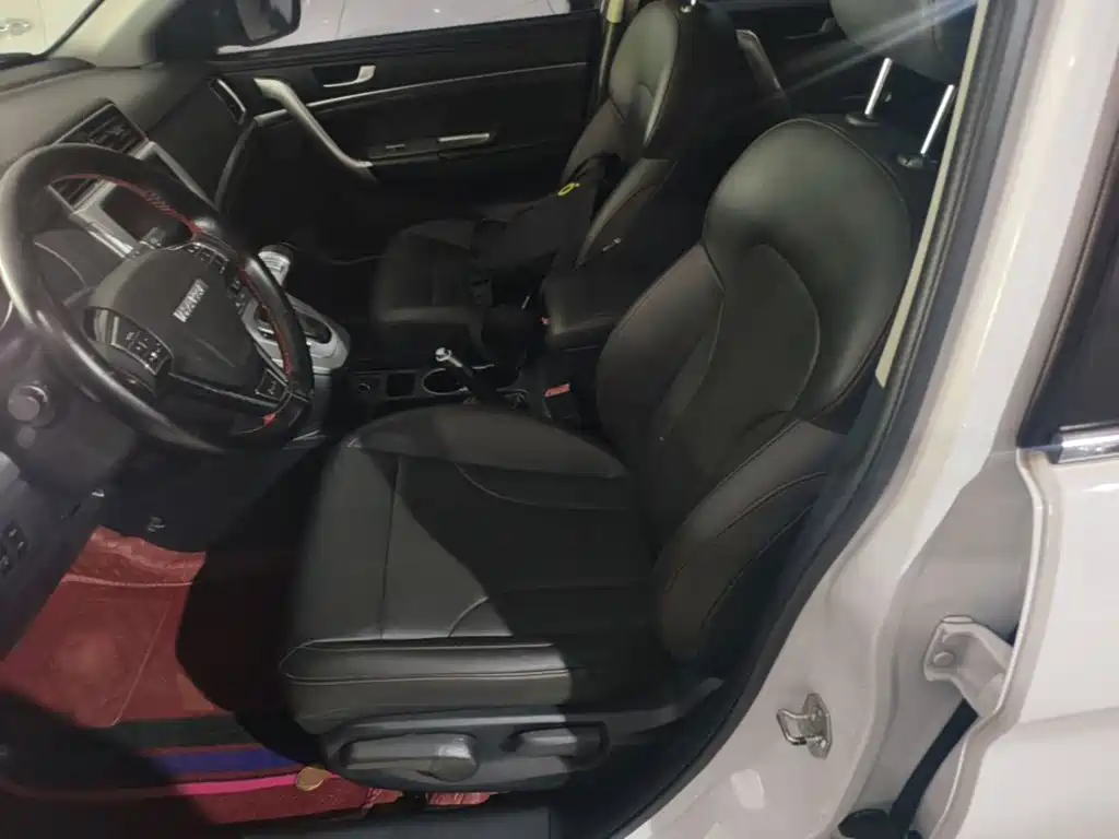 Фото 15 - Haval M6