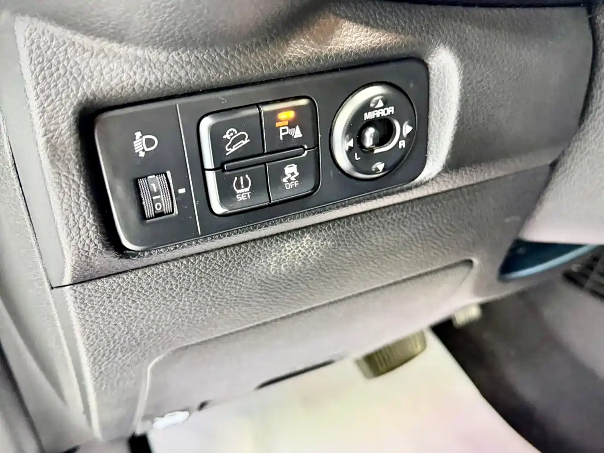 Kia KX1 2021 1.4L CVT Fun Sunroof Version фото 15