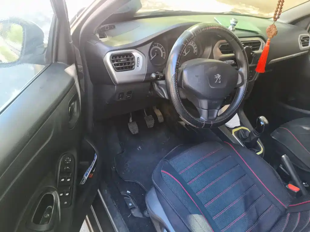 Peugeot 301 2014 2014 1.6L Manual Comfort Edition