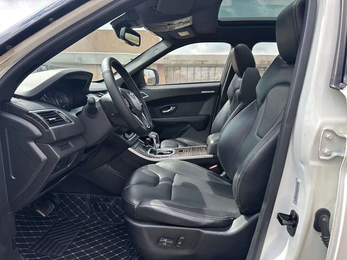 Landwind X7 2015 2015 2.0T Panorama Premium