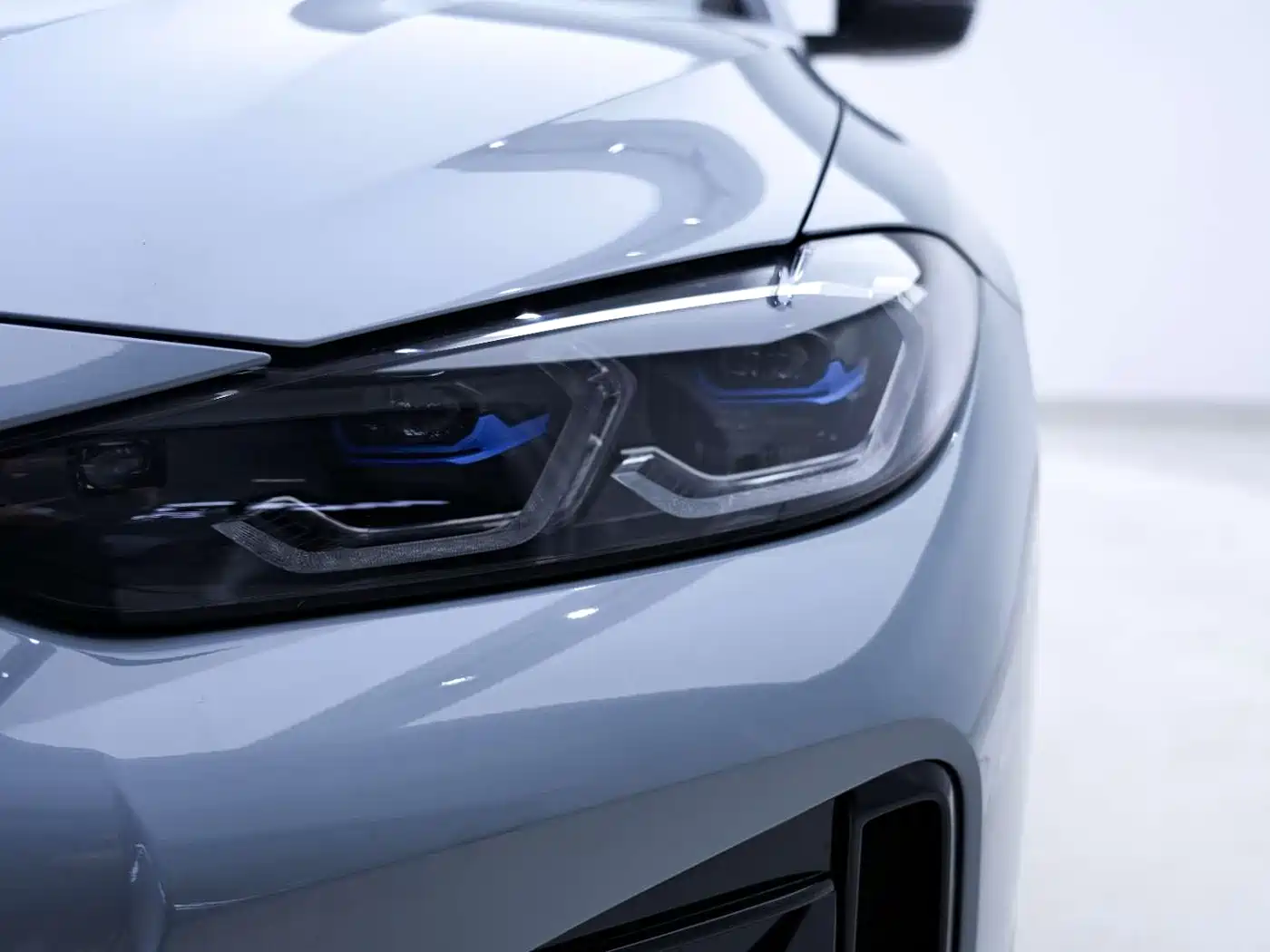 BMW 4 Series 2023 425i Gran Coupe M Sport Shadowline Package фото 9