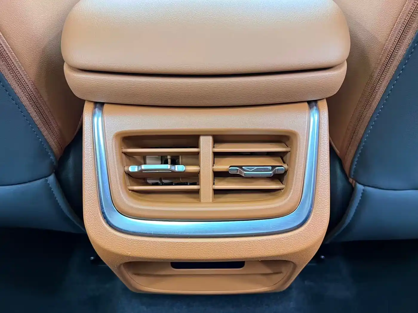 Haval Xiaolong MAX 2025 2025 Hi4 165 Ultra Smart Drive Edition