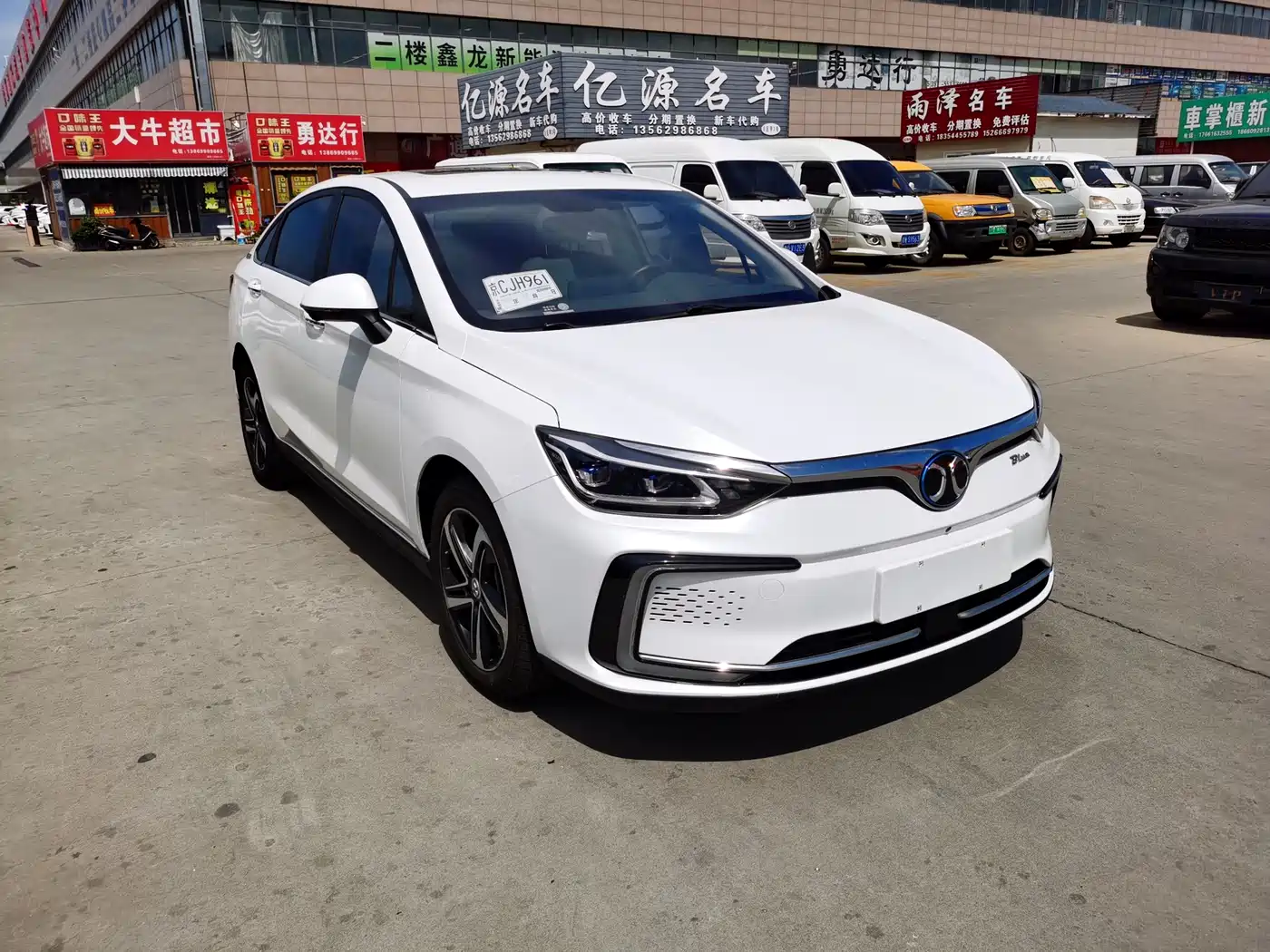 BAIC BEIJING EU5