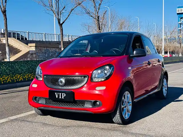SMART FORFOUR