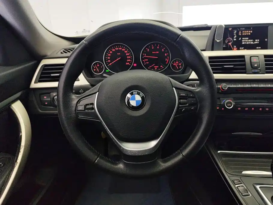 BMW 3 Series GT 2015 2014 320i Leading Edition