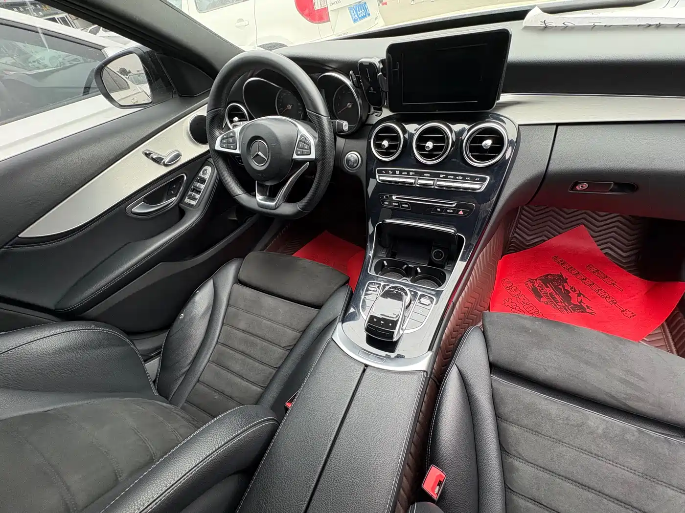 Mercedes-Benz C-Class 2017 Facelift C 200 Sport Edition фото 13