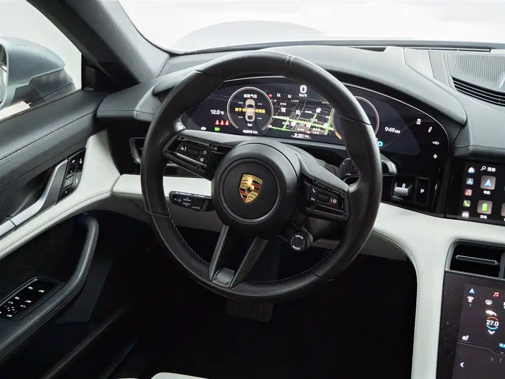 Porsche Taycan 2019 Taycan 4S фото 22