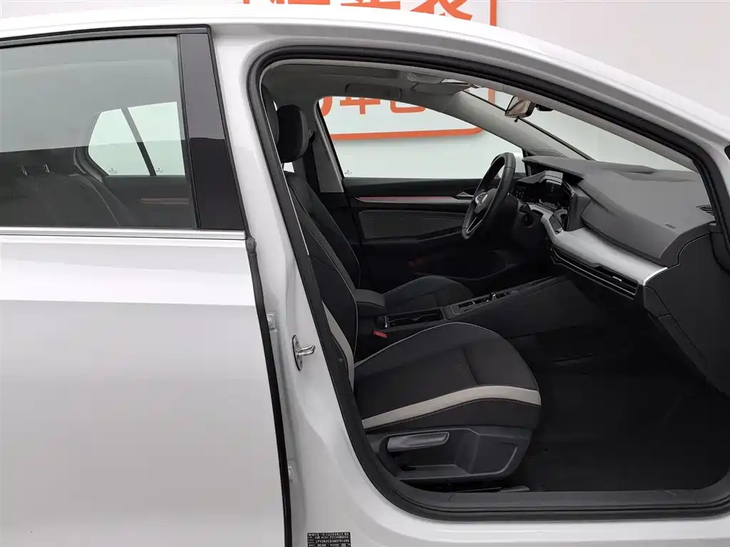 Volkswagen Golf 2021 280TSI DSG Pro фото 23