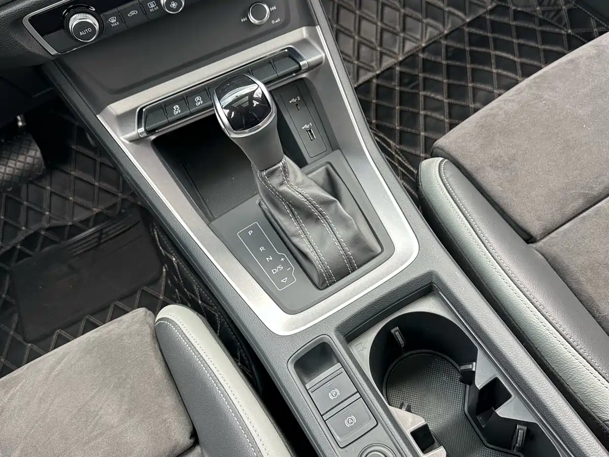 Audi Q3 2019 35 TFSI Progressive Sport фото 20