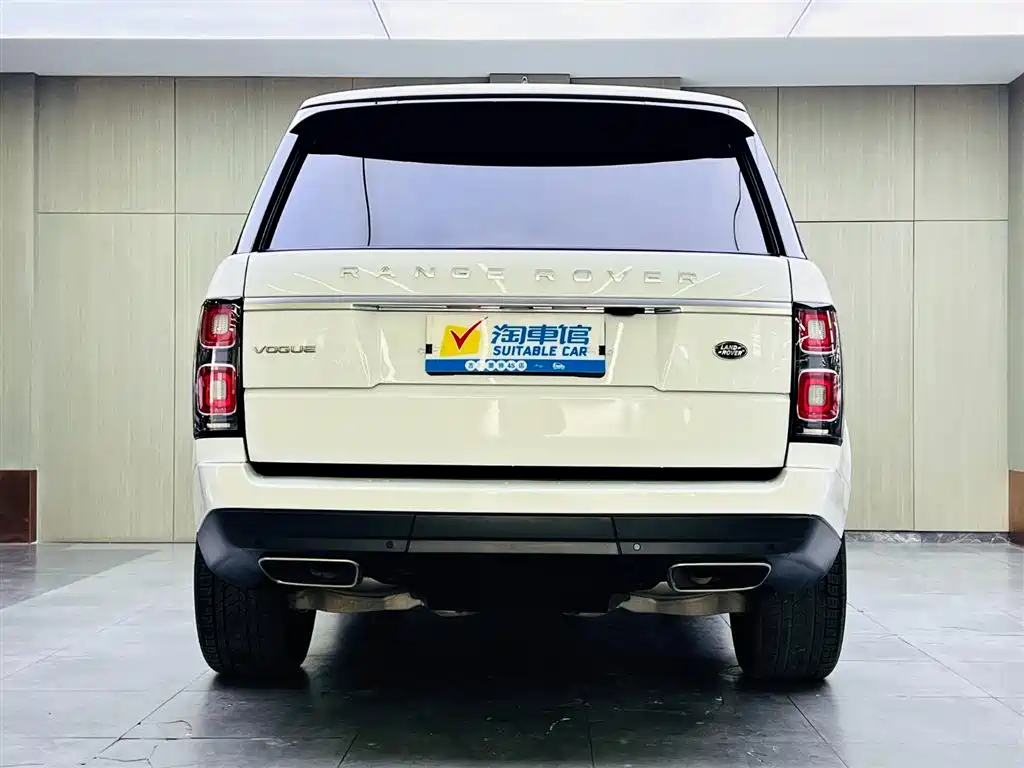 Land Rover Range Rover 2020 3.0 L6 Heritage Edition фото 5