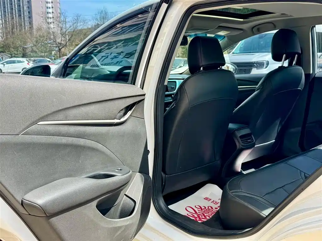 Buick Excelle 2021 Facelift 1.3T Auto Mild Hybrid Elite фото 4