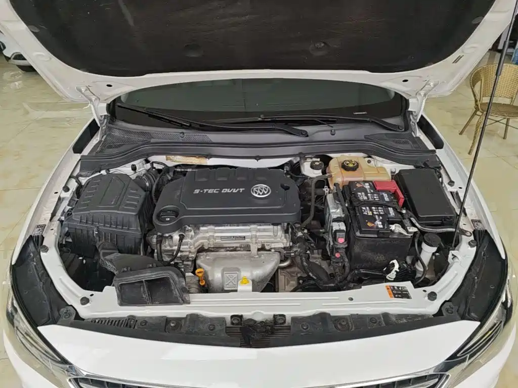 Фото 20 - Buick Excelle