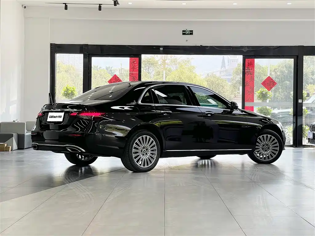 Mercedes-Benz E-Class 2023 Facelift E 300 L Luxury фото 6