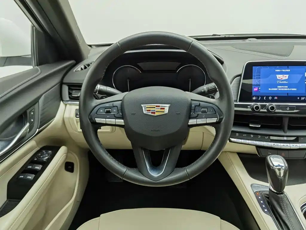 Cadillac CT4 2023 2023 25T Fashion Edition