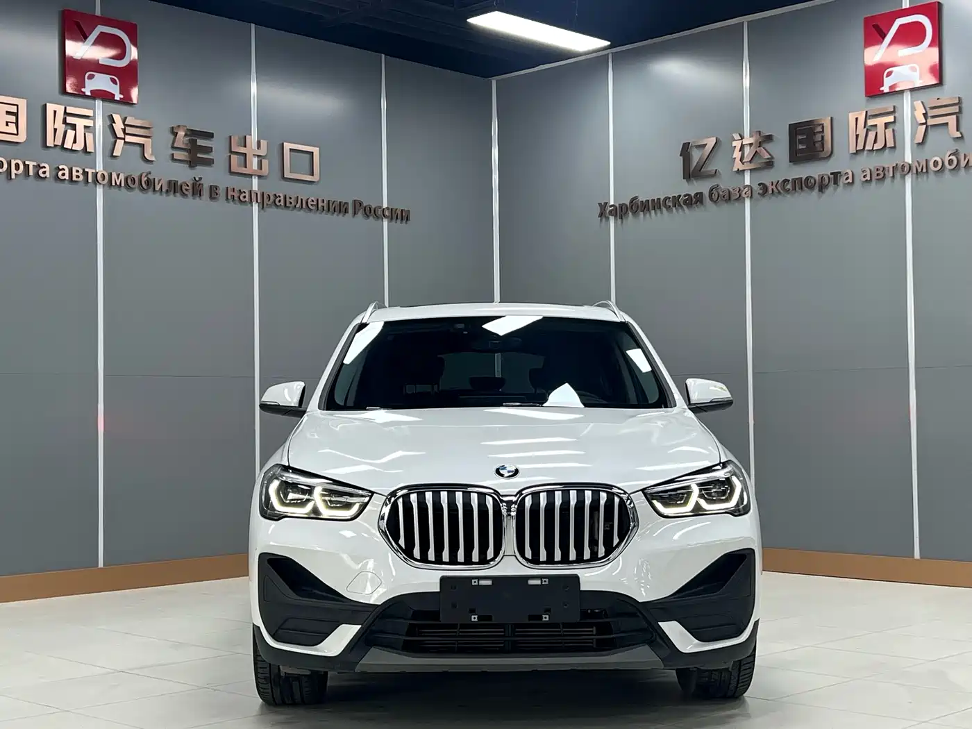 BMW X1 2021 Facelift sDrive20Li Fashion фото 3