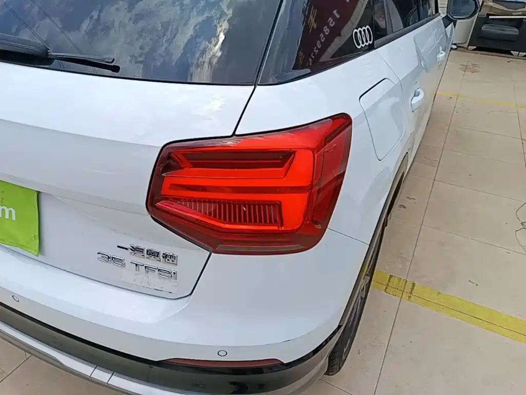 Фото 8 - Audi Q2L