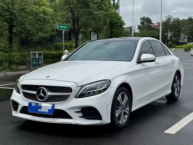 Mercedes-Benz C-Class 2019