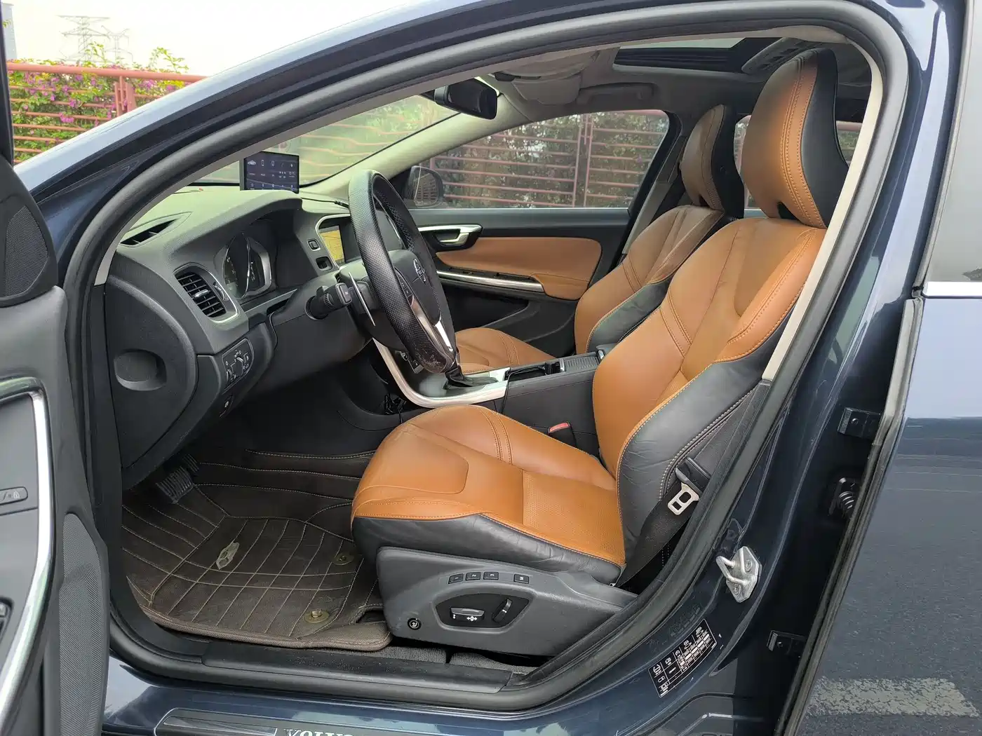 Volvo V60 2014 2014 Model Year Facelift T5 Inscription