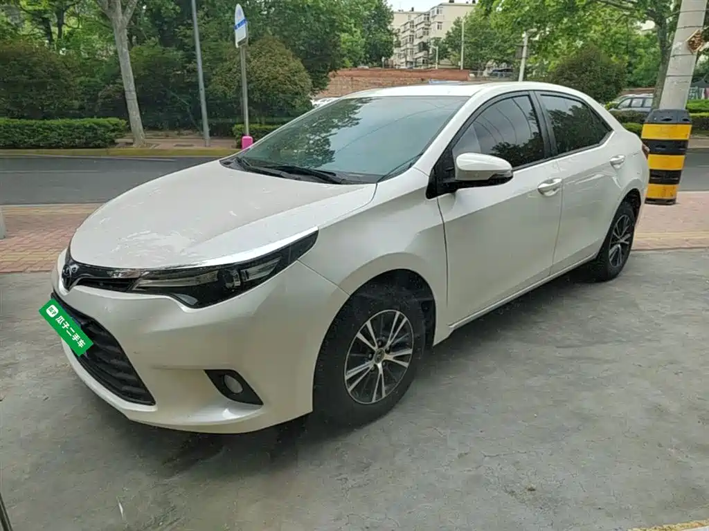 Toyota Levin 2014 1.6G CVT Elite Edition фото 2