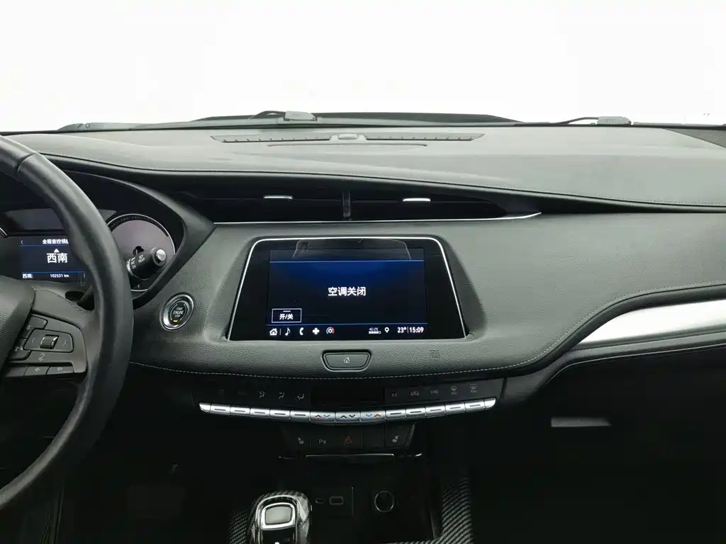 Cadillac XT4 2018 Model 28T 2WD Luxury фото 12
