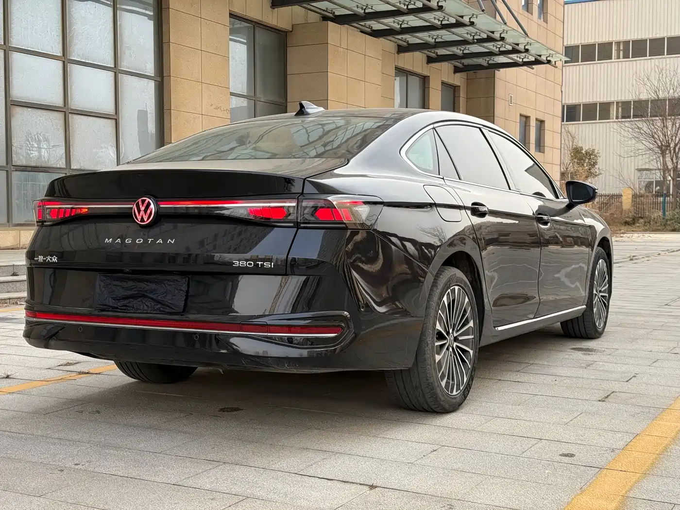 Volkswagen Magotan 2024 380TSI DSG Luxury Edition (Daimai Package) фото 17