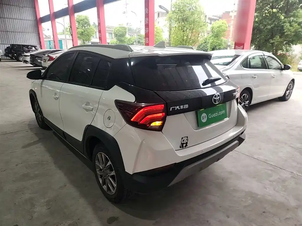 Toyota YARiS L Zhi Xuan 2022 Zhi Xuan X 1.5L CVT Leading PLUS Edition фото 5