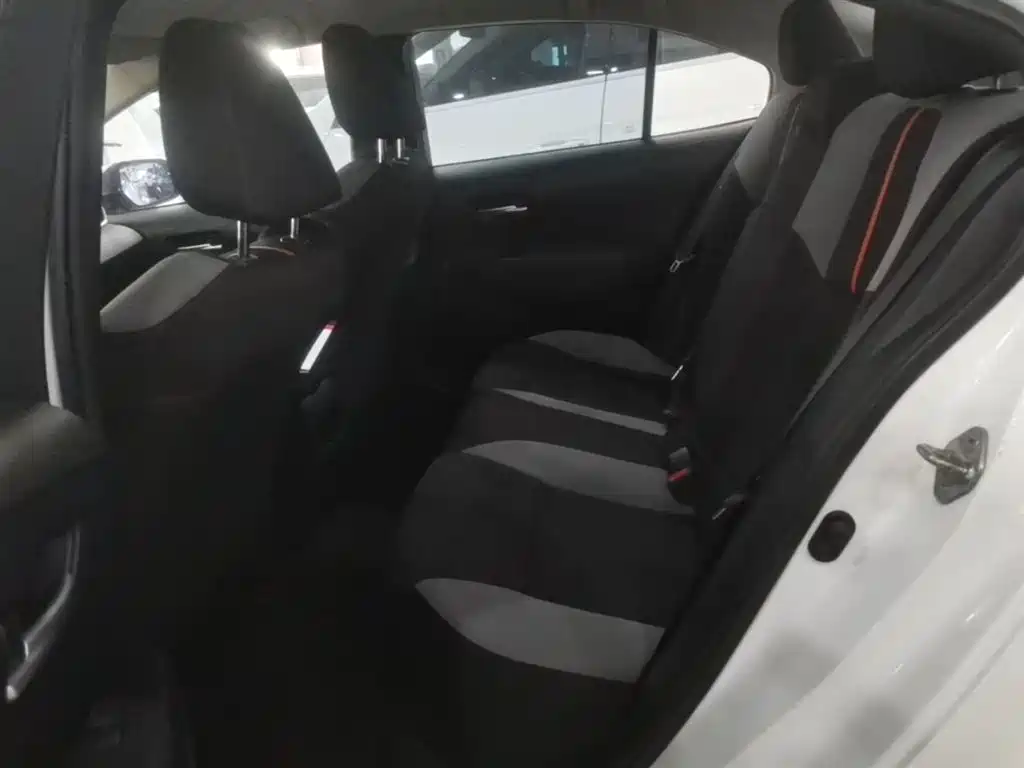 Toyota Corolla 2022 1.2T S-CVT Pioneer PLUS Edition фото 17