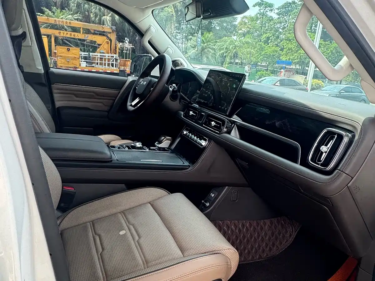 BAIC ORV Beijing Off-Road BJ60 2022 Model 2.0T 11th Edition 5-Seater фото 8