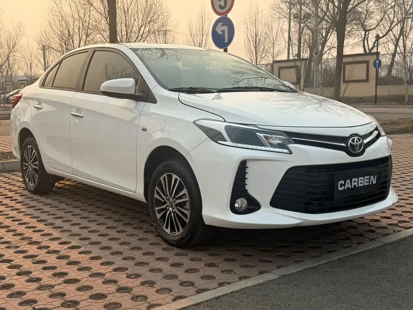 Toyota Vios 2022 1.5L 20th Anniversary Edition фото 3