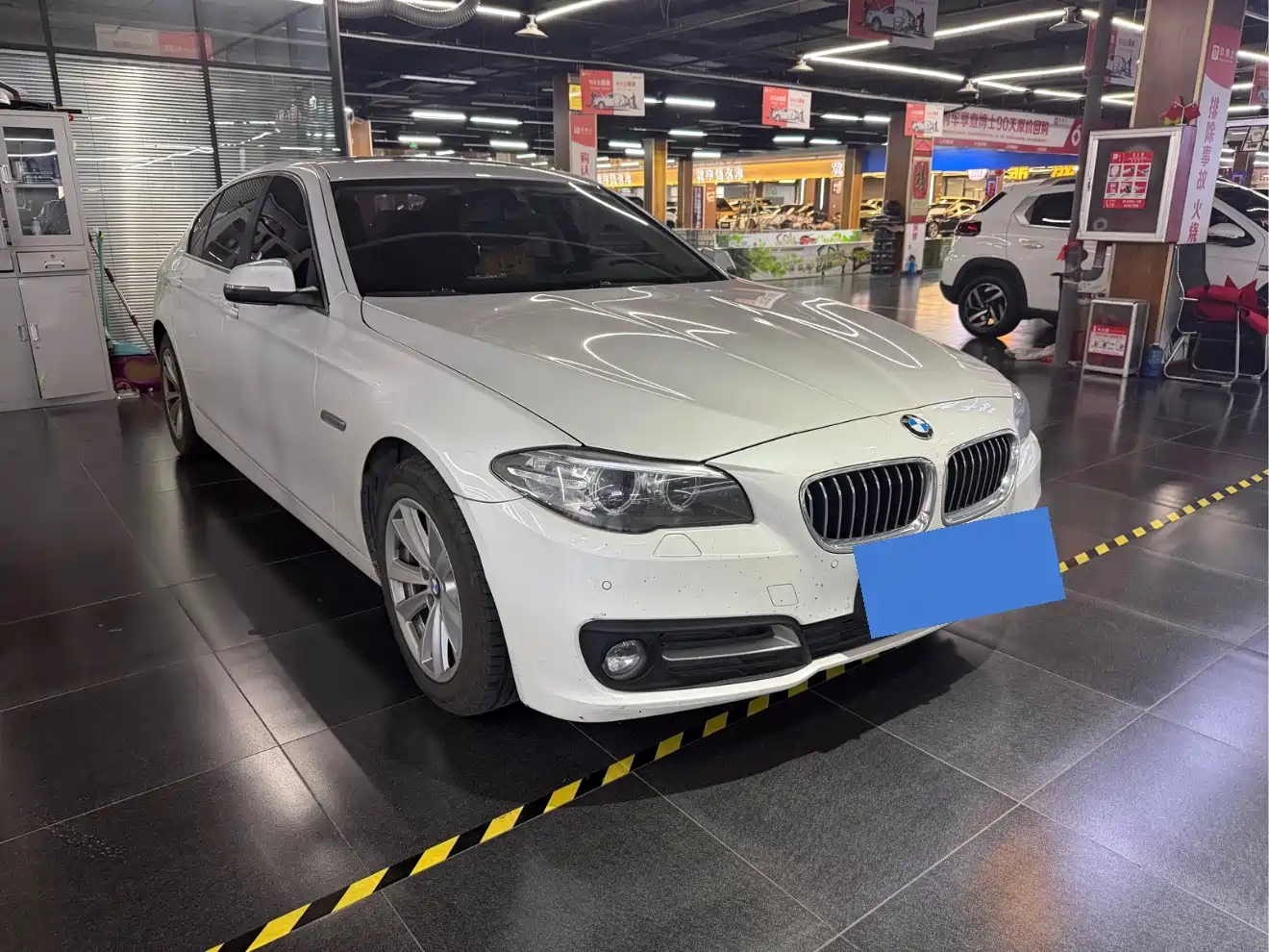 Фото 3 - BMW 5 Series