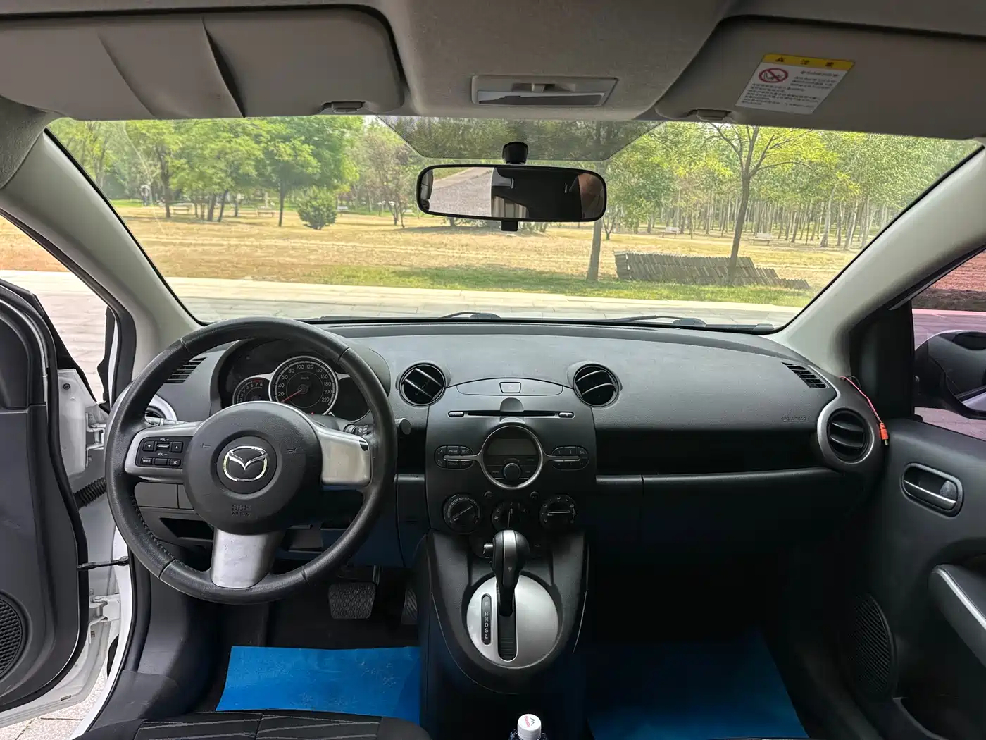 Mazda 2 2011 2011 Xuan Dong 1.5L Auto Premium Edition