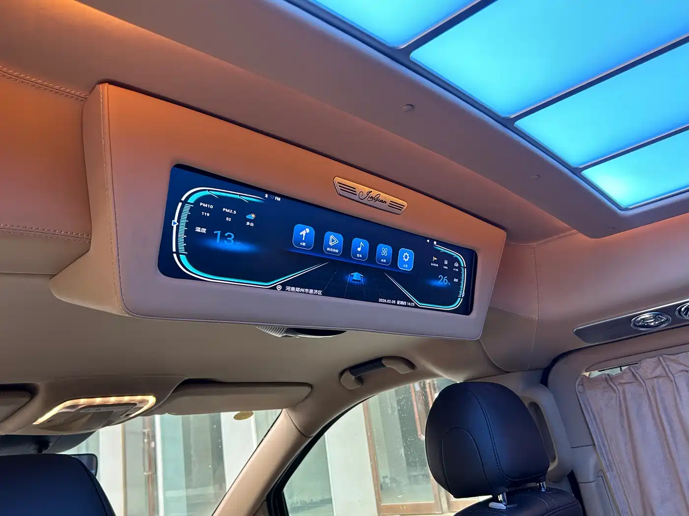 Mercedes-Benz Vito 2023 2.0T Business 7-Seater фото 20