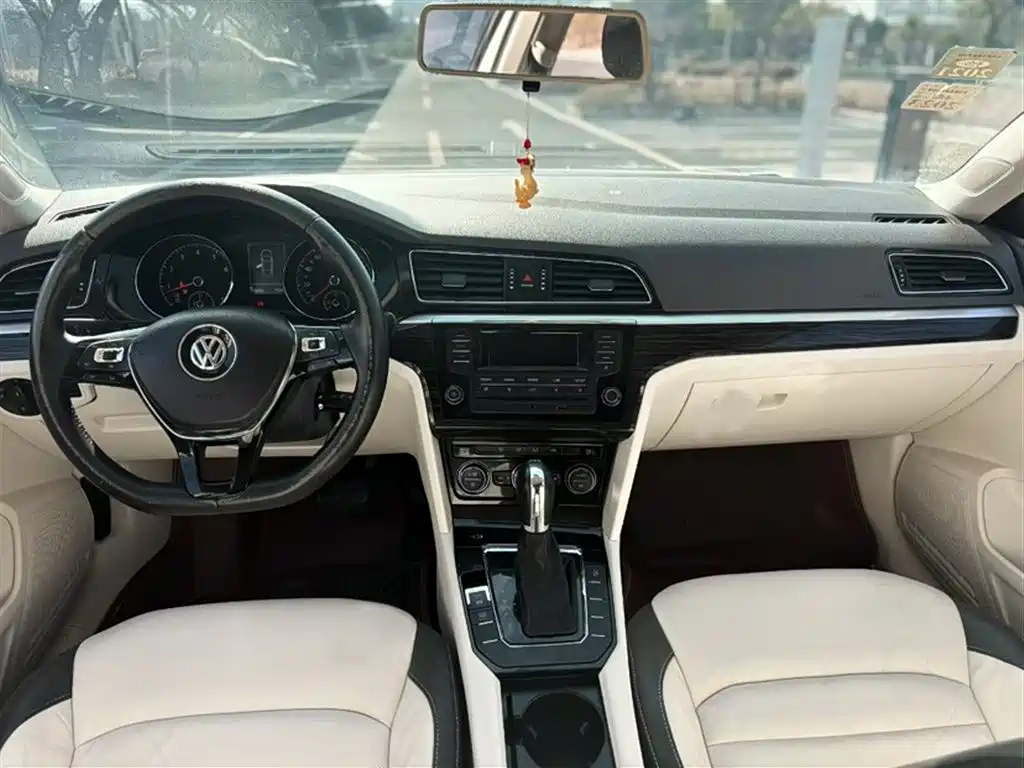 Volkswagen Lamando 2015 280TSI DSG Comfort фото 20
