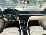 صورة 20 - Volkswagen Lamando