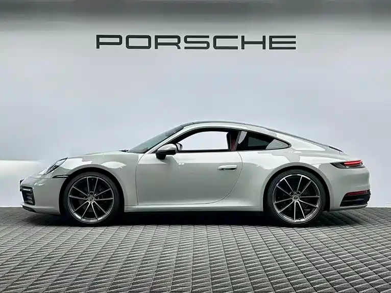 Porsche 911 2023 Carrera 3.0T фото 4