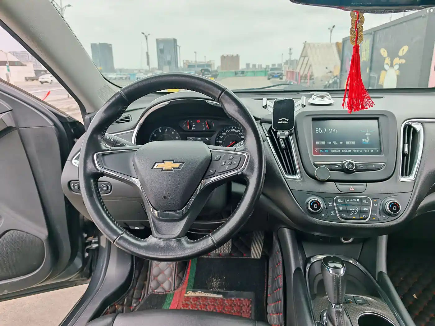 Chevrolet Malibu XL 2017 1.5T Auto Sport Edition фото 12