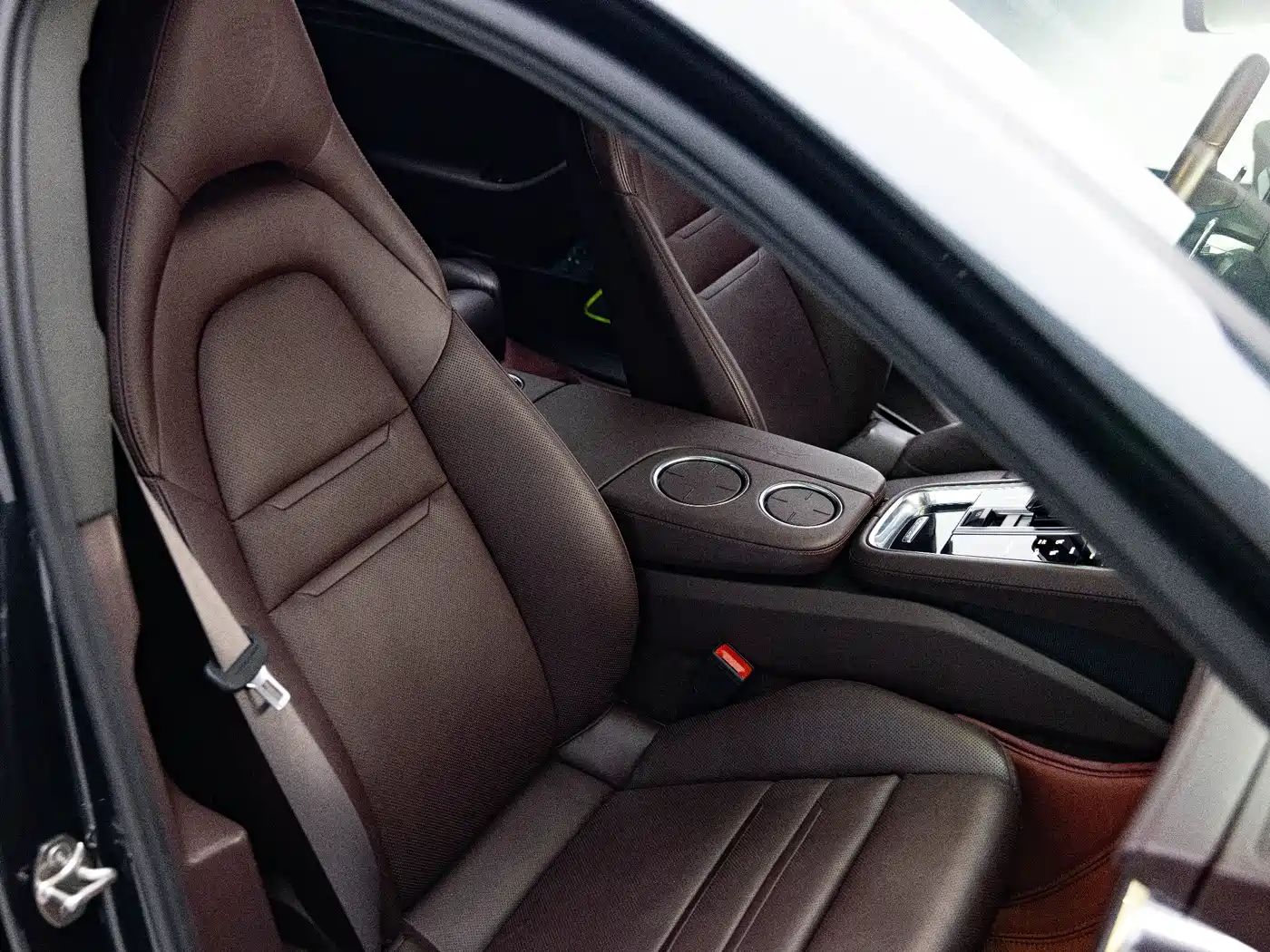 Porsche Panamera 2021 Panamera Executive Long Wheelbase 2.9T фото 14
