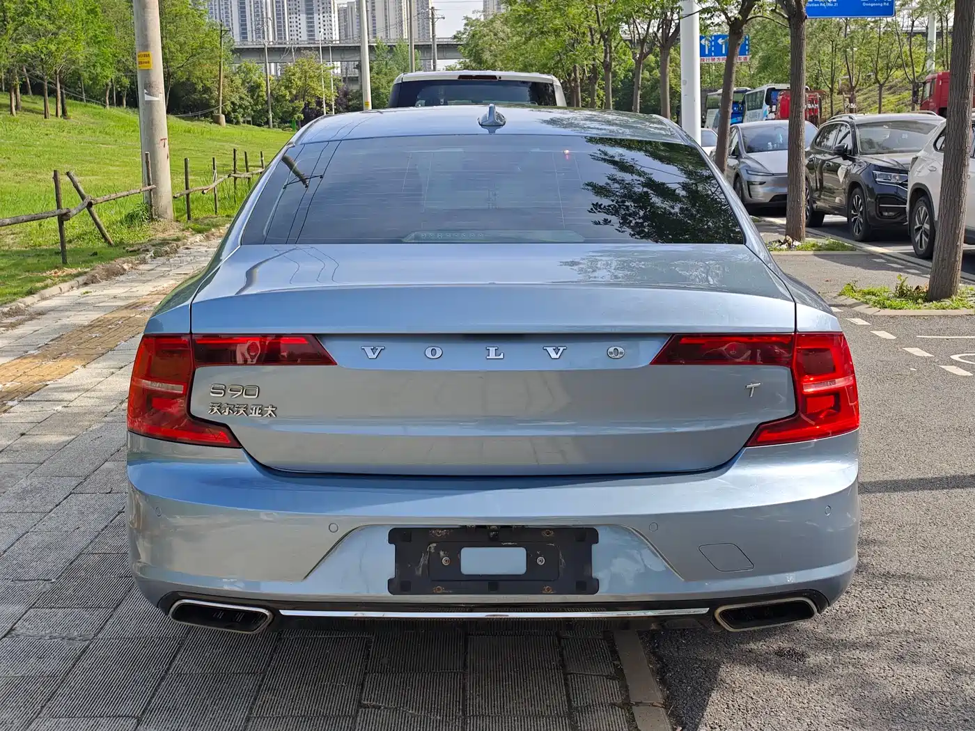 Volvo S90 2018 T4 Momentum Edition фото 8