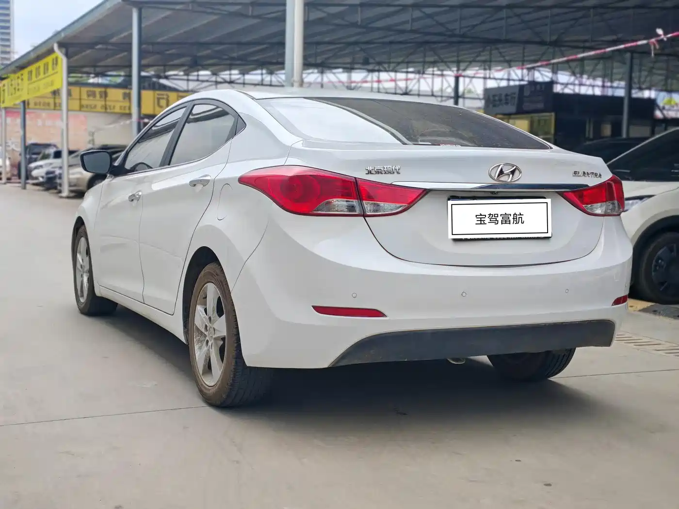Hyundai Langdong 2013 1.6L Automatic Premium фото 5