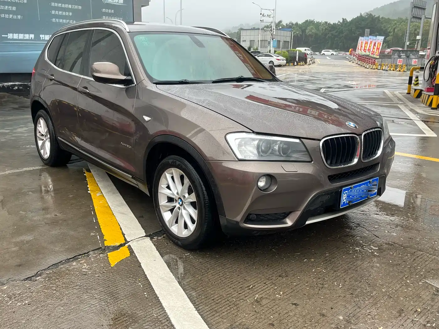 BMW X3 (Import) 2012 xDrive20i Luxury фото 3