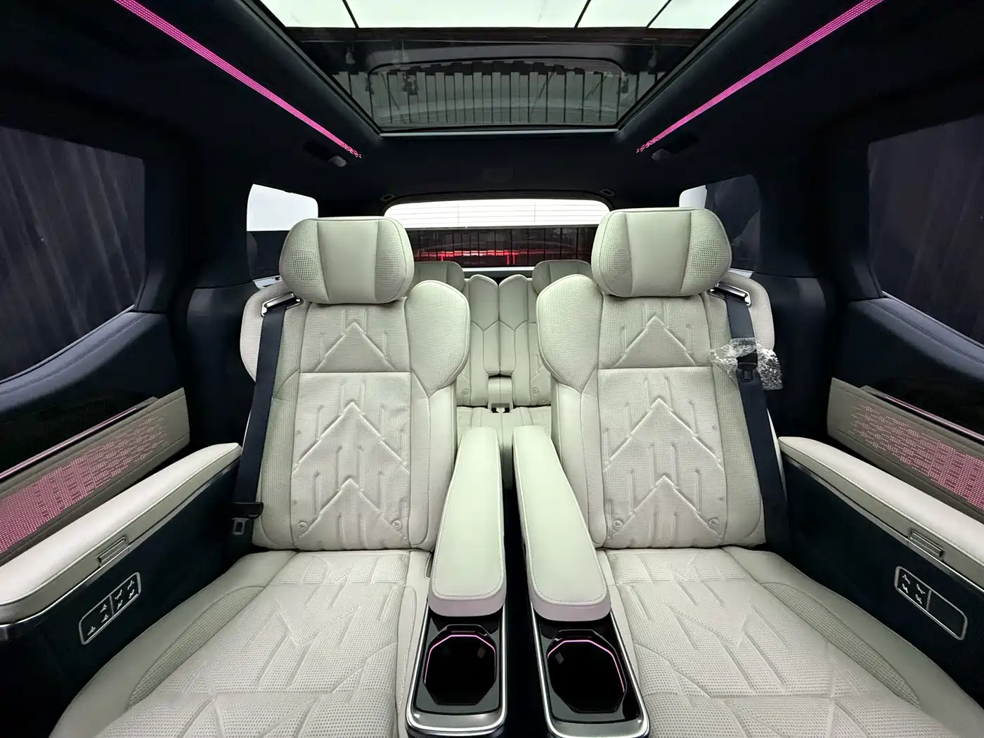 ZEEKR EXTREME KRYPTON 009