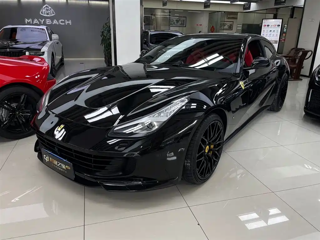 Ferrari GTC4Lusso