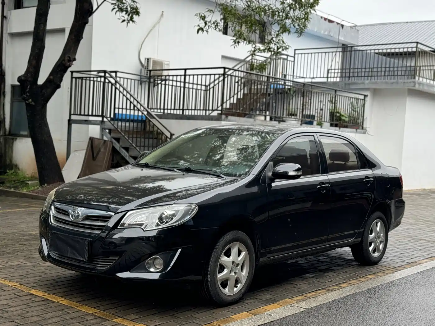 Toyota Corolla 2013 1.6L Automatic Luxury
