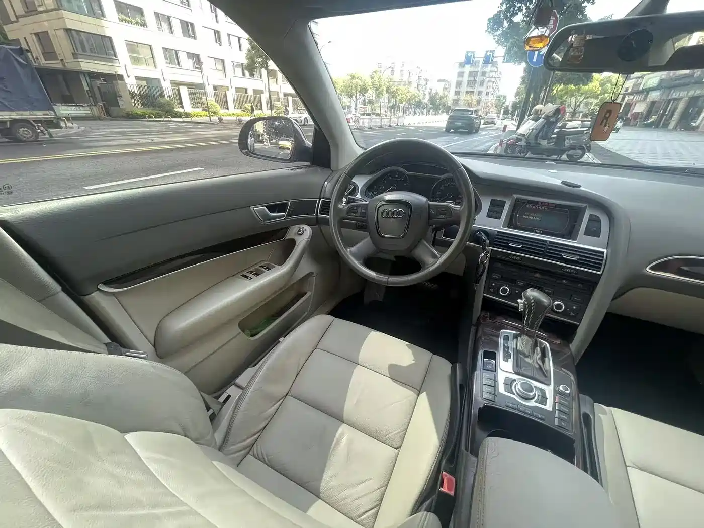 Audi A6L 2009 2.4L Comfort фото 12