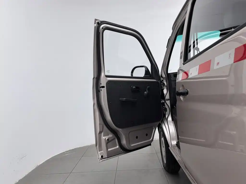 Jinbei Little Sea Lion X30 2022 2020 1.5L Van Ultra Comfort China VI SWC15M