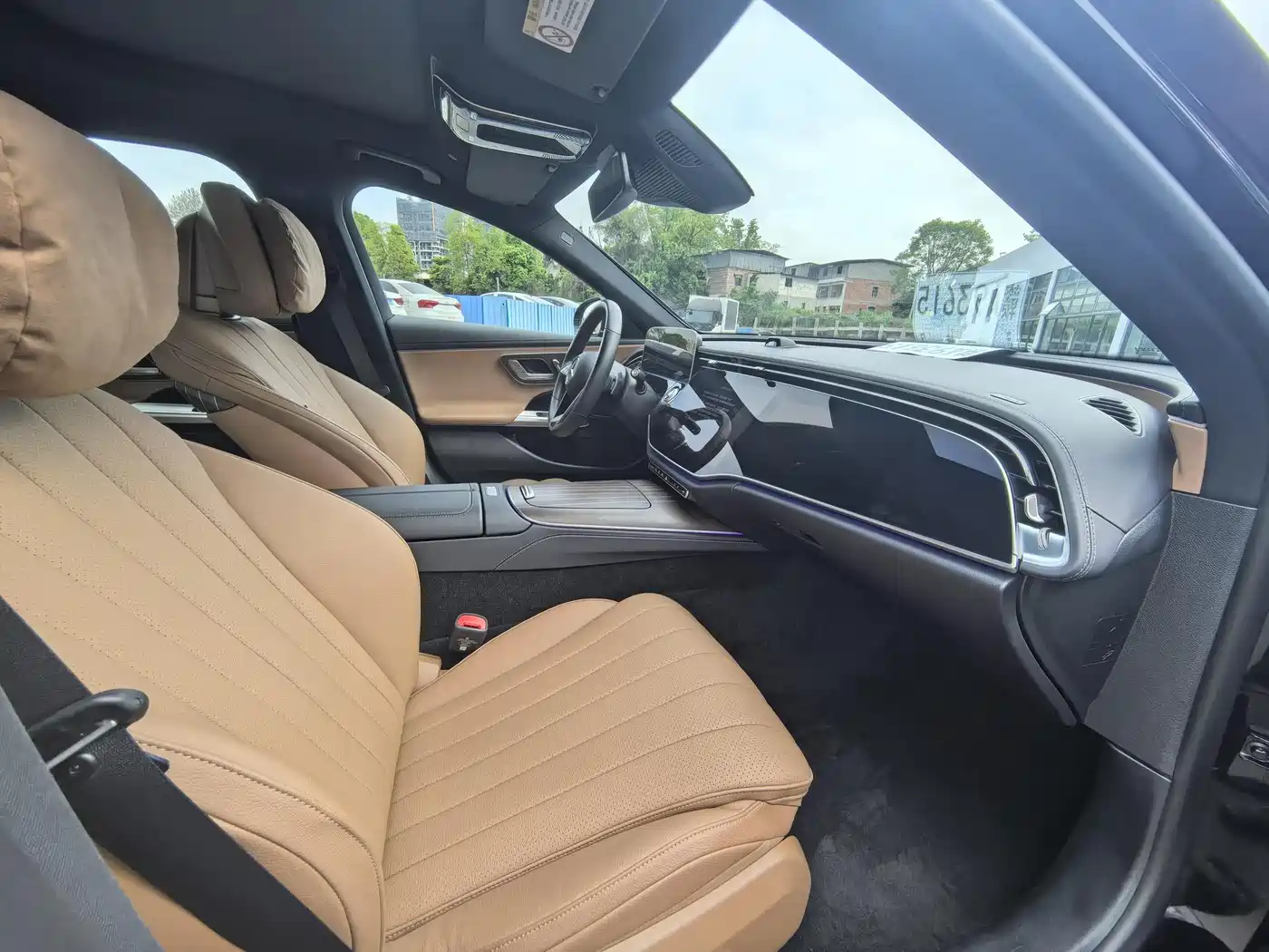 Mercedes-Benz E-Class New Energy 2024 E 350 e L Plug-in Hybrid Sedan фото 6