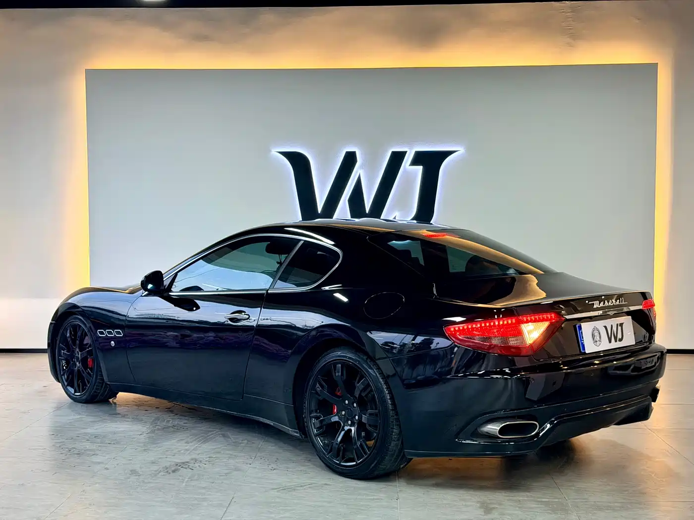 Maserati GranTurismo 2009 2007 4.2L Standard