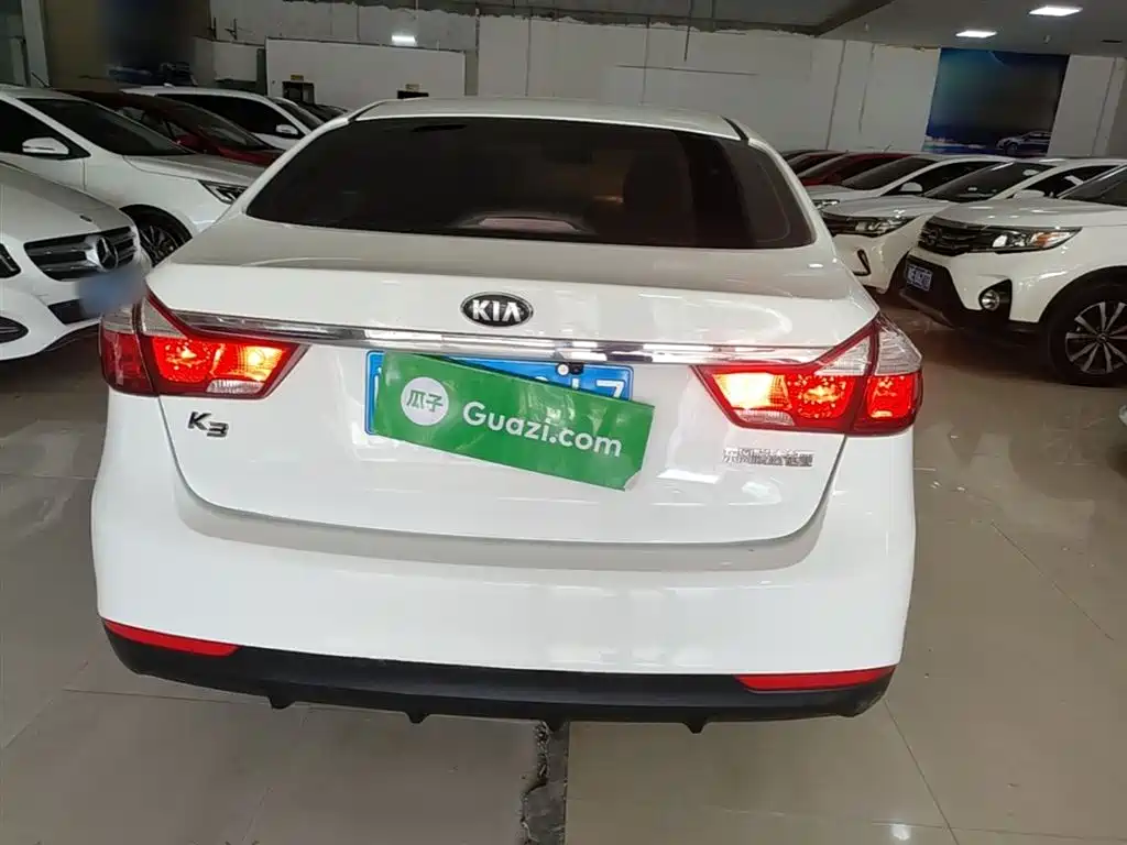 Kia K3 2017 1.6L Automatic 15th Anniversary Special GLS фото 6