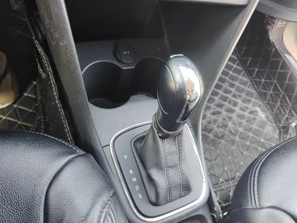 Volkswagen Polo 2018 1.5L Auto Safe Drive фото 7
